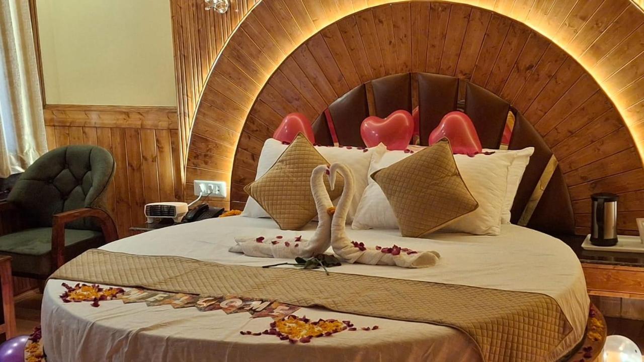 Hotel Glacier Resort Manāli Esterno foto