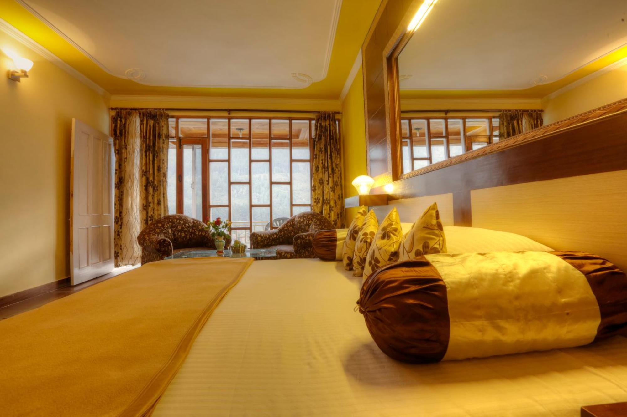 Hotel Glacier Resort Manāli Esterno foto